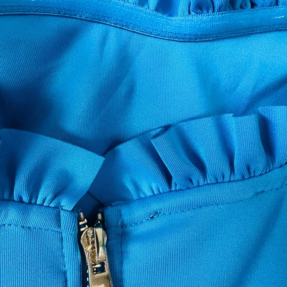 Bebe bodycon dress with ruffles 💙 - Picture 5 of 13